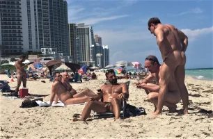 haulover-beach-3.webp
