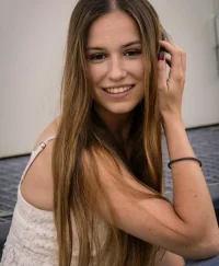 thumbs_1.webp