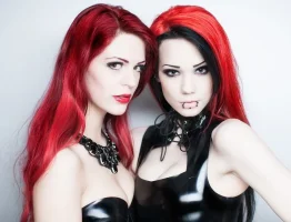 horni-babes80-red-34.webp