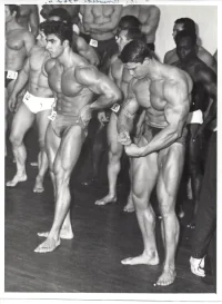 Arax Dennis Tinerino Arnold Schwarzenegger 1967 002.webp