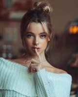 beautiful-girls-make-the-world-go-around-640-high-03.jpg