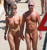straight-nudist-mature-man-big-dick-.webp