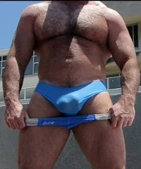 7050a7b28d687099dd912bd62b1ad75c--muscle-bear-mature-men.webp
