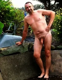 porn-picture-of-naked-gay-old-man-posing.jpeg.webp