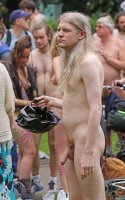 hnag_naked_3.jpg