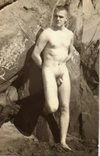 1950s-$(KGrHqR,!iwE1MJ6kGIuBNiU(Feh)!~~_3.webp