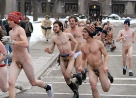 naked-mile6.webp