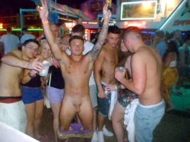 lads-away202.webp