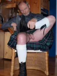 what is under the kilt (8).webp