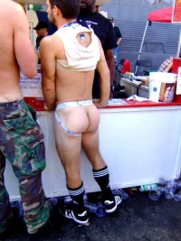 street-display-220.webp