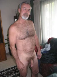 (981)-715855.webp