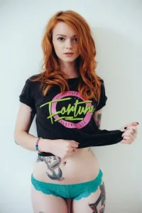 thumbs-horni-babes100-red-12.webp
