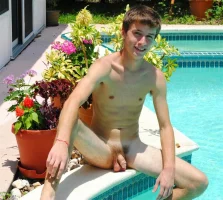 pool14.webp