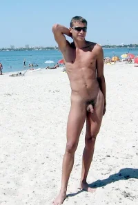 fotki_s_nudistskix_pljazhej19.webp