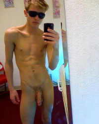 Iphone-amateur-boy-by-redzila21.webp
