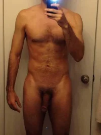 Naked-man-selfie-26.webp