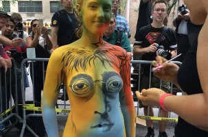 nude-body-paint-day.webp