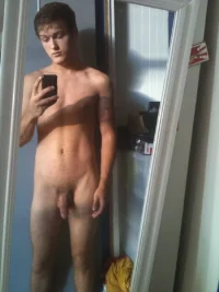 nude-mirror-boy.webp