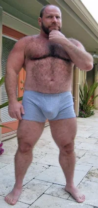 bbfd11dec68565a2ccfef8e292619964--daddy-bear-big-guys.webp