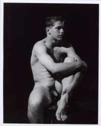 A- VBB- Bill Nolan nude arms around knee cs 50s.webp