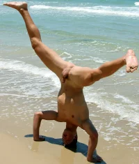 handstand050.webp
