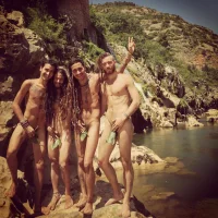 alternative-living-398.webp