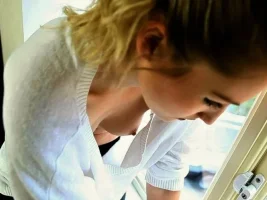 downblouse-09.webp