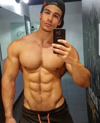 sexy-nakedmen.webp