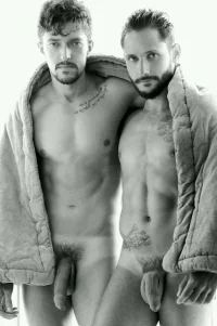02075 gay friends schwule freunde (2).webp