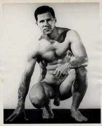 Warner Tony Spragio 001.webp