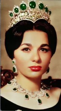 Farah_Diba001c.webp