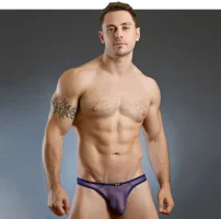 marshall-arkley-nick-cheney-model-580x575.webp