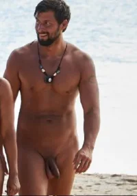 Adam-sucht-Eva-christian_naked_0-e1584624355489.webp