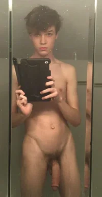 naked male selfie (50).webp