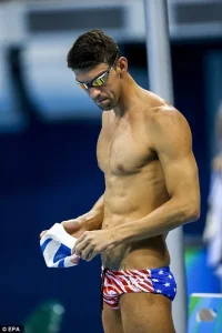36D071E400000578-3720561-image-m-70_1470167943025.webp