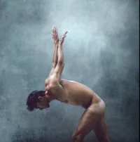 michael-phelps-naked-body-issue-2014.webp