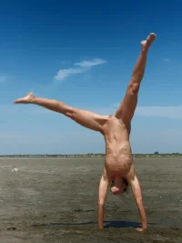 handstands-29.webp